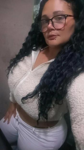 susi, 42  female escort, Gainesville