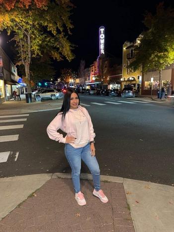 lulu, 24  female escort, Gainesville