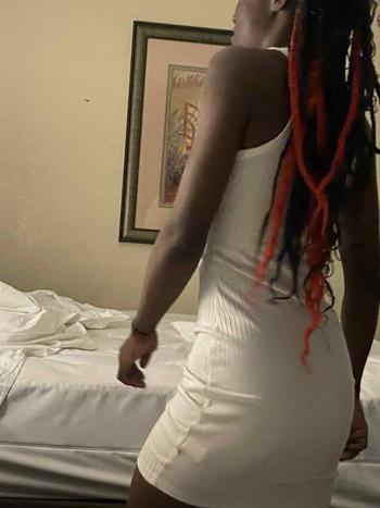 Coco, 24  female escort, Gainesville