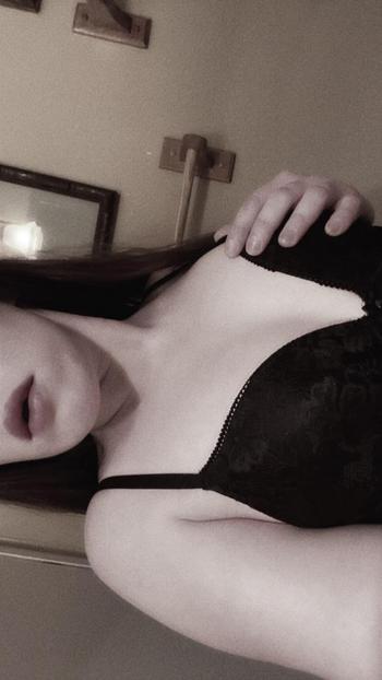 BabyyG, 24  female escort, Gainesville