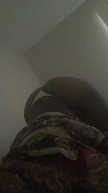 Hazel, 26  female escort, Gainesville