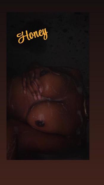 Honey, 27  female escort, Gainesville